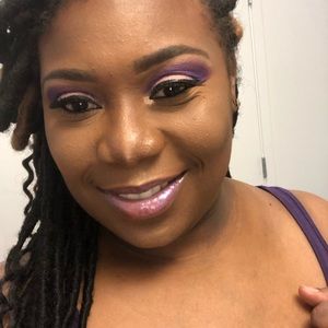 Meet your Posher, Dyeisha